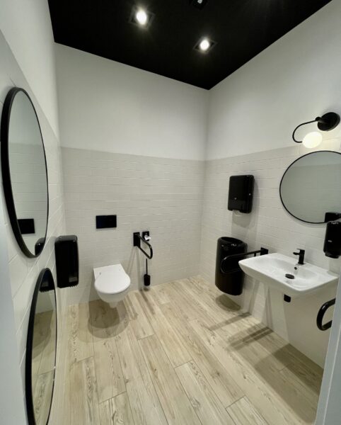 0DA17326-231B-4F06-917F-86E0805E022E