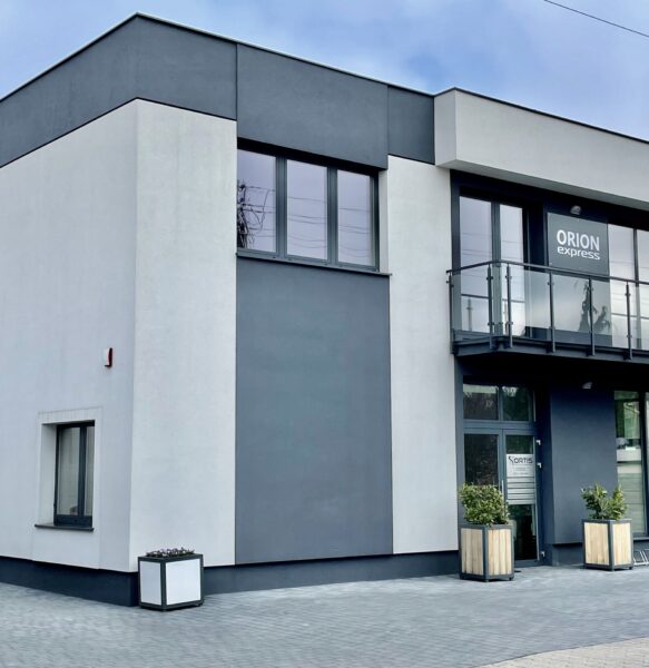 36CA6DC6-07BF-4609-BBD5-2FE528230D7D